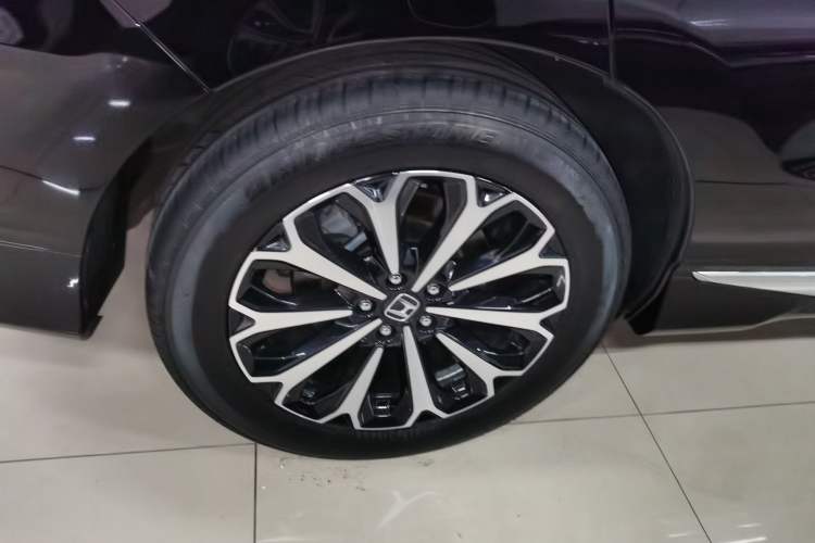 Used Honda UR-V 2023 370TURBO Two-Wheel-Drive Luxury Edition
