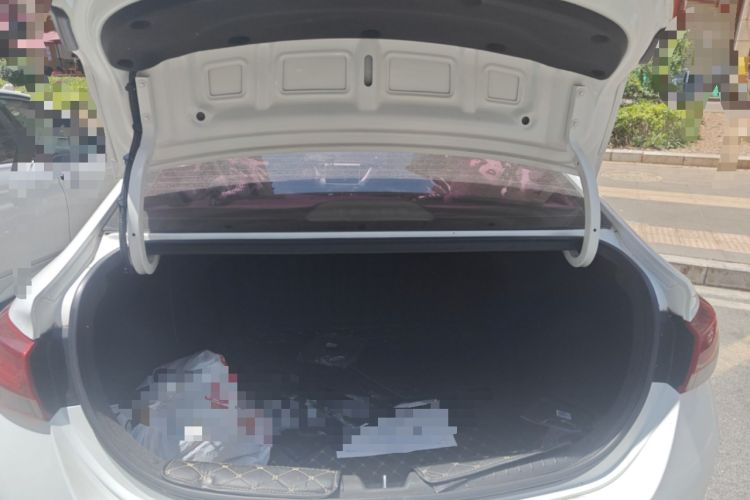 Used Hyundai Verna (new generation) 2016 1.4L Manual Cool Edition GLS Trunk