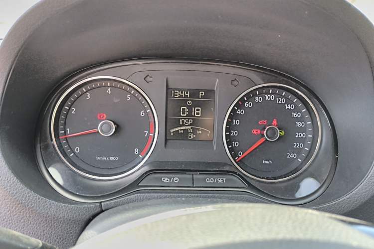 Used Volkswagen Polo 2014 1.6L Cross Polo Automatic Instrument Cluster