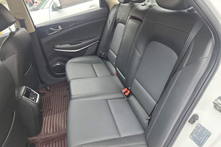 Used CHANGAN Ruicheng CC 2020 1.5T Automatic Chao Rui Trim Left Rear Seat