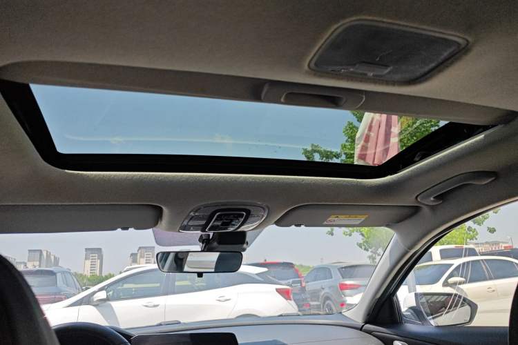 Used Hyundai Elantra 2021 1.5L CVT LUX Prestige Edition