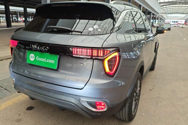 Used Lynk & Co 01 2020 2.0T Two-Wheel Drive Pure Pro Version China VI Standard