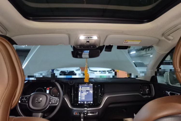 Used Volvo XC60 2019 T5 4x4 Smart Edition China V Standard
