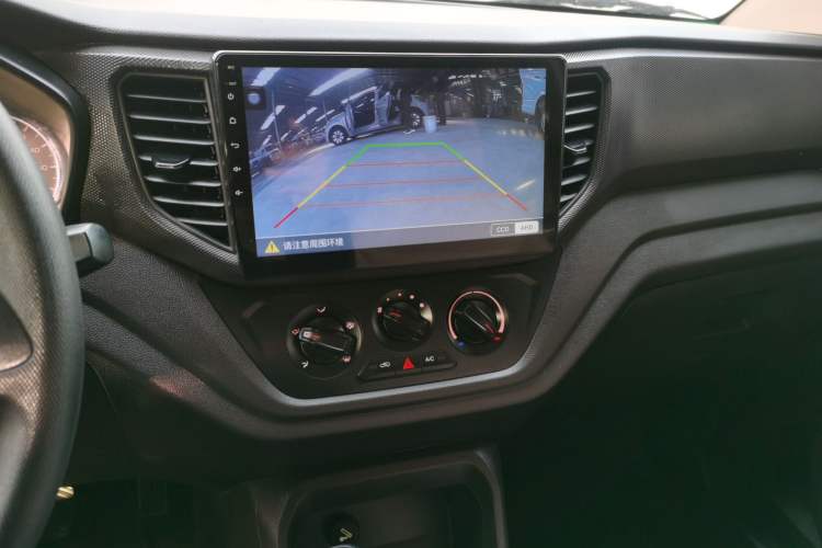 Used Wuling Hongguang V 2022 1.5L Jingqu Version Hydraulic Power Steering LAR