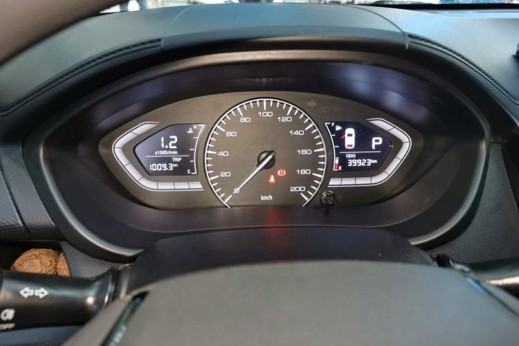 Used CHANGAN Alsvin 2019 1.5L DCT Comfort Model China VI Standard