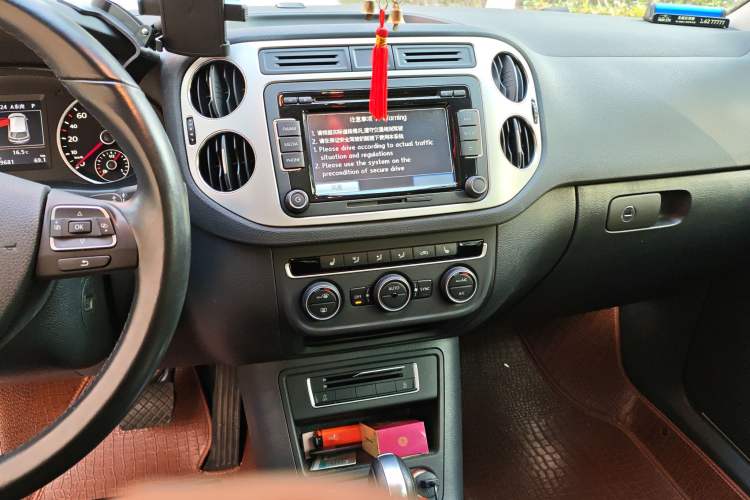 Used Volkswagen Tiguan L 2015 1.8TSI Automatic Two-Wheel Drive Luxury Model
