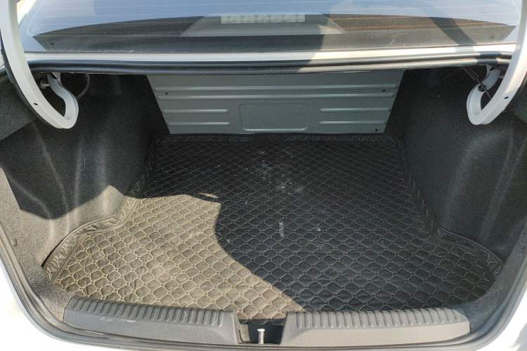 Used Volkswagen Santana 2019 1.5L Manual Fashion Edition China VI Standard Trunk