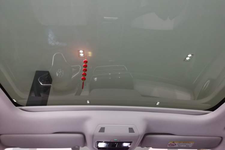 Used Volkswagen ID.7 VIZZION 2024 AIR model
