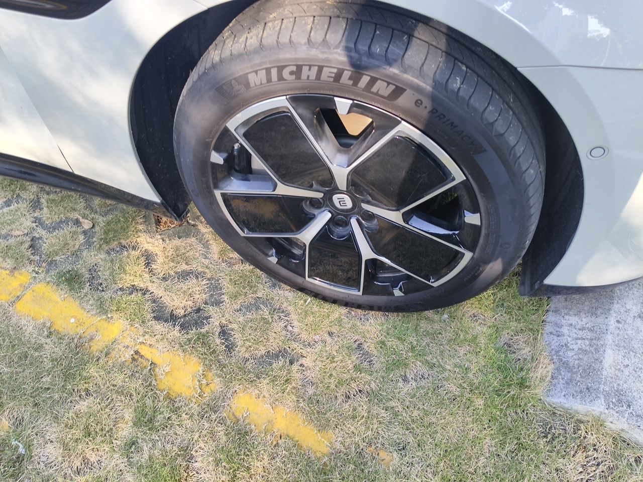 Xiaomi Auto SU7 2024 Rear-Drive Long-Range Intelligent Driving Version — снимка 8