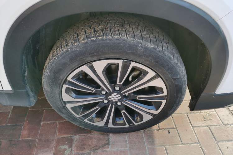 Used Everus VE-1 2021 S Pirelli Edition