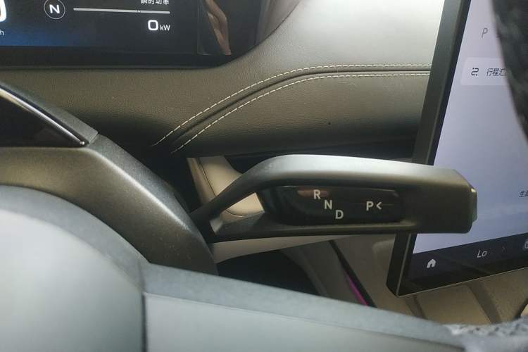 Used Xiaomi Auto SU7 2024 Rear-Drive Long-Range Intelligent Driving Version
