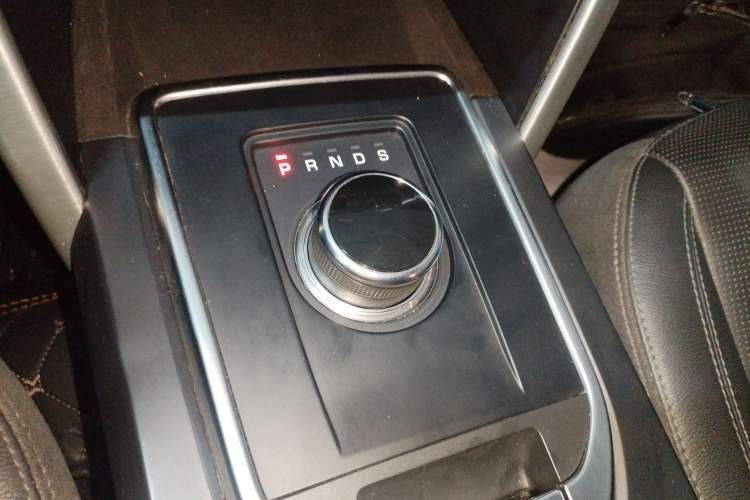 Used Land Rover Discovery Sport 2018 240 PS HSE Version