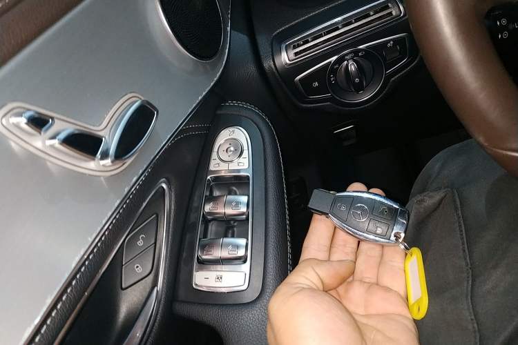 Used Mercedes-Benz GLC 2019 GLC 200 L 4MATIC
