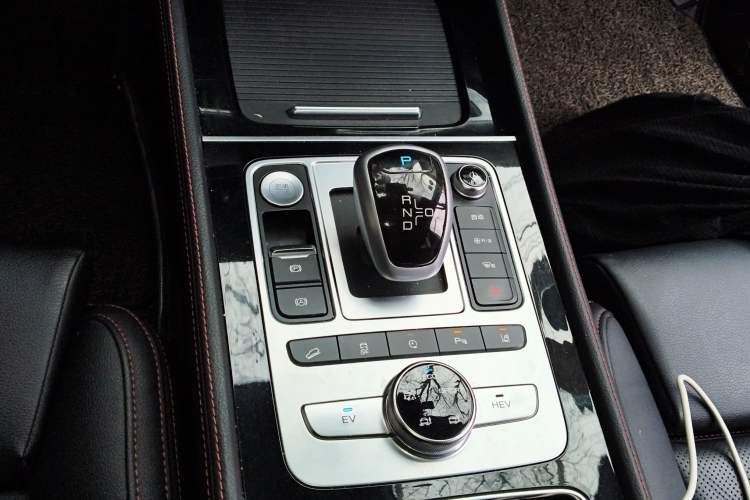 Used BYD Tang New Energy 2019 DM 2.0T All-Wheel Drive Connected Innovation Edition 7 Seats China VI Standard