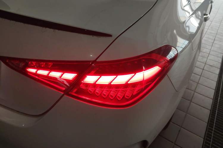 Used Mercedes-Benz C-Class 2025 C 260 L Obsidian Night Sport Edition
