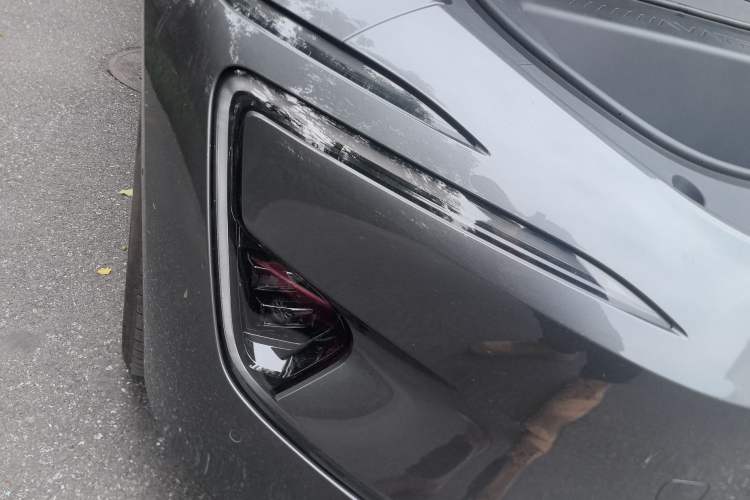 Used Avatr 12 2024 650 Three-Laser Four-Wheel Drive Performance Edition Right Front Headlight