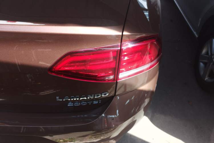 Used Volkswagen Lamando 2015 280TSI DSG Comfort Edition Right Rear Taillight