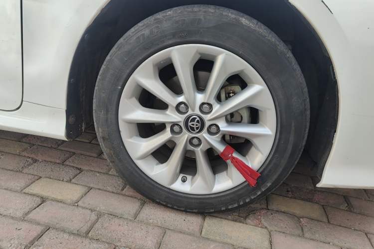 Used Toyota Corolla 2019 Dual-Engine 1.8L E-CVT GL-i Elite Edition
