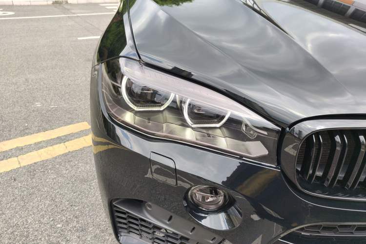 Used BMW X6 2015 xDrive35i U.S. specification
