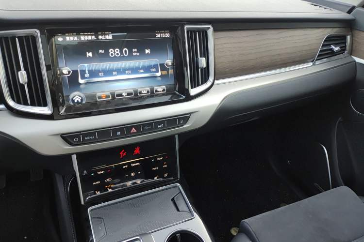 Used Hongqi HS7 2022 3.0T Automatic All-Wheel Drive Smart Connect Flagship Edition 7 Seats
