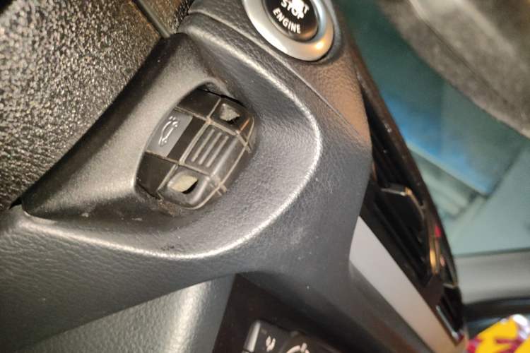 Used BMW X1 2013 sDrive18i Leading Model