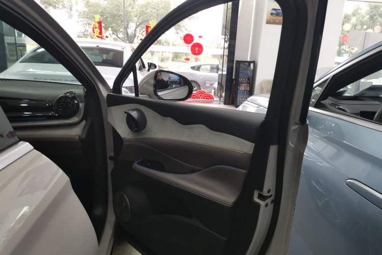 Used BYD Frigate 07 2023 DM-i 100KM Flagship Model Interior 5