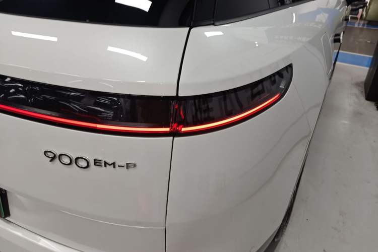 Used Lynk & Co 900 2025 2.0T Ultra
