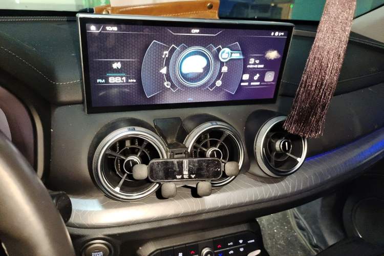 Used Wey VV5 2021 1.5T Two-Wheel Drive Smart Pioneer