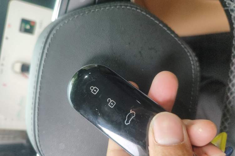 Used Hima AITO M5 2022 Extended-Range Four-Wheel Drive Ultimate Edition Vehicle Key