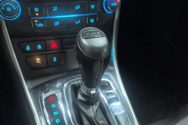 Used Chevrolet Malibu 2013 2.0L Automatic Luxury Edition