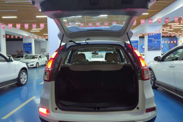 Used Honda CR-V 2016 2.0L two-wheel drive Urban Edition