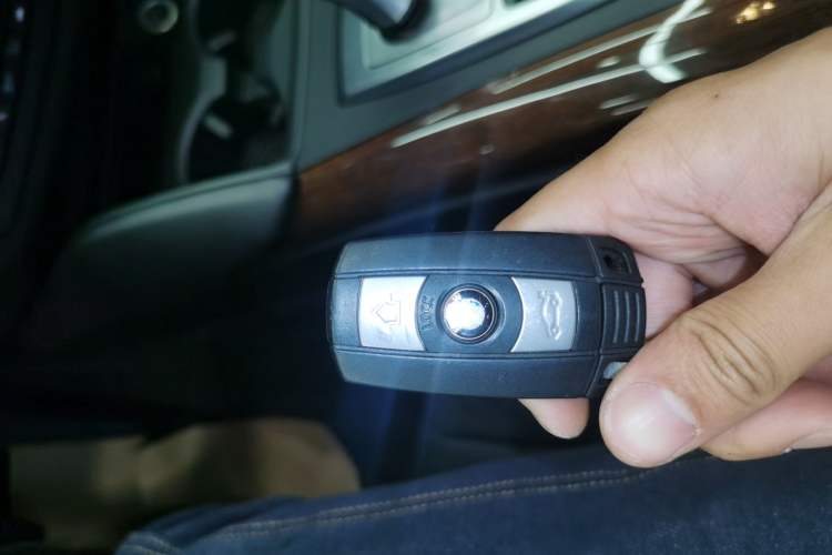 Used BMW X6 2012 xDrive35i Vehicle Key