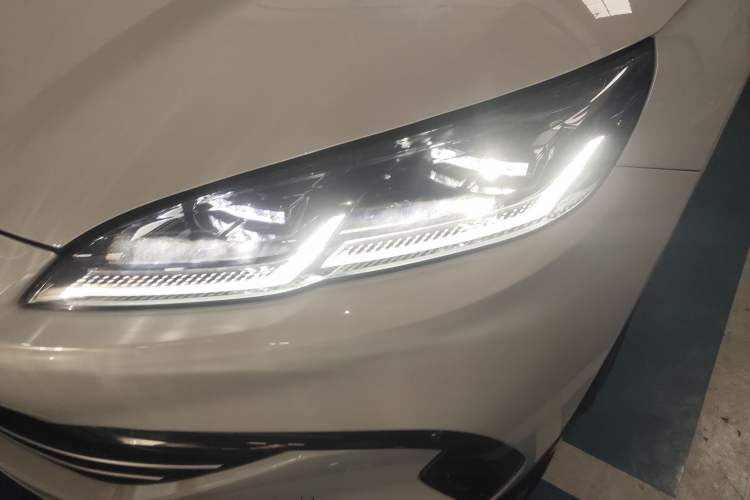 Used BYD Seal 06 New Energy 2024 DM-i 120KM Prestige Model Left Front Headlight