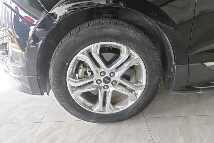 Used Ford Edge 2016 EcoBoost 245 Two-Wheel-Drive Titanium 7-Seater