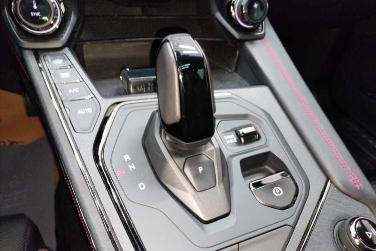 Used Lynk & Co 05 2020 2.0TD Four-Wheel Drive HypeHalo