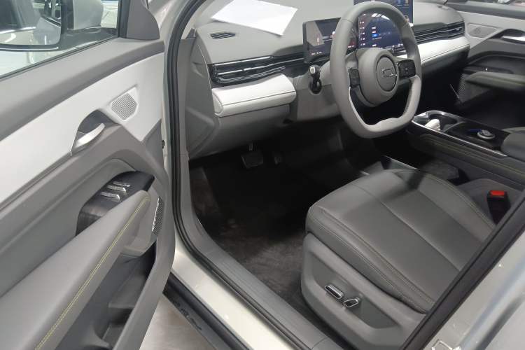 Used Bestune Yueyi 03 2025 565km Enjoy Edition