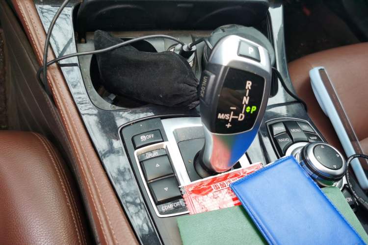 Used BMW 5 Series 2014 520i Elegant Edition