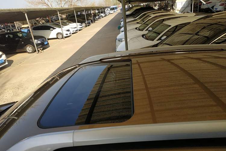 Used GAC Trumpchi GS4 2016 235T G-DCT Luxury Edition Roof