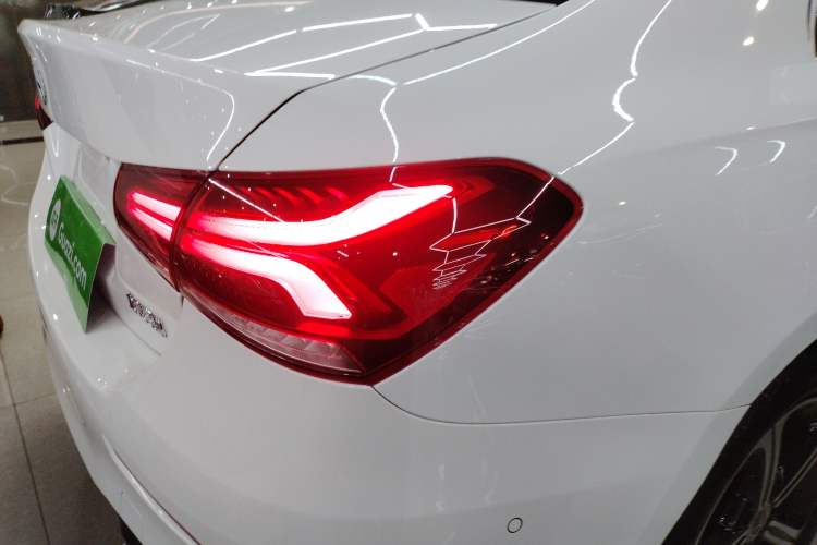 Used Mercedes-Benz A-Class 2022 Second Facelift A 200 L Sport Sedan Fashion Version