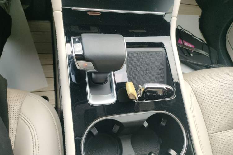 Used Li Auto ONE 2021 Extended-Range 6-Seater Version Gear Lever