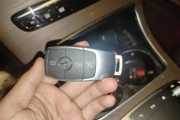 Used Mercedes-Benz GLC 2020 Facelift GLC 260 L 4MATIC Luxury Edition