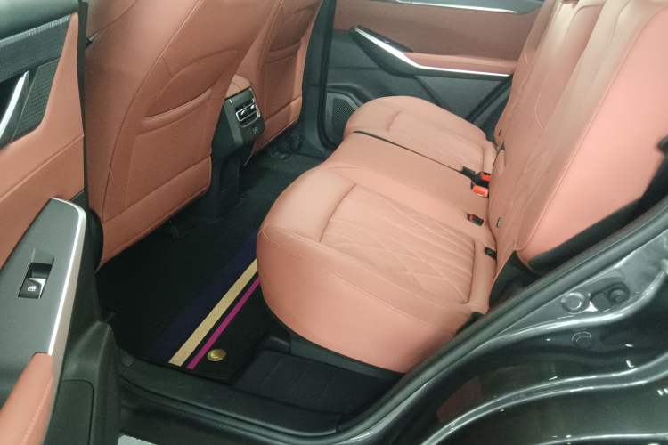 Used CHANGAN CS75 PLUS 2024 3rd Generation Champion Edition 1.5T Intelligent Drive Dynamic Model Left Rear Seat