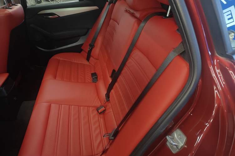 Used BMW X1 2014 sDrive18i Leading Model