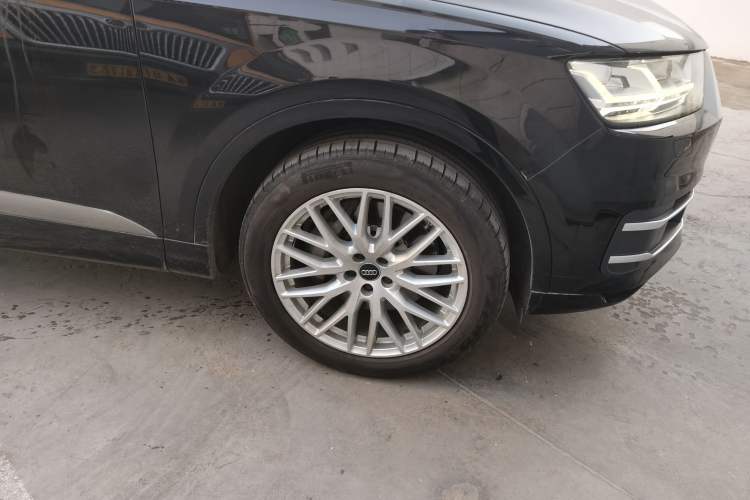 Used Audi Q7 2019 55 TFSI Technology Edition