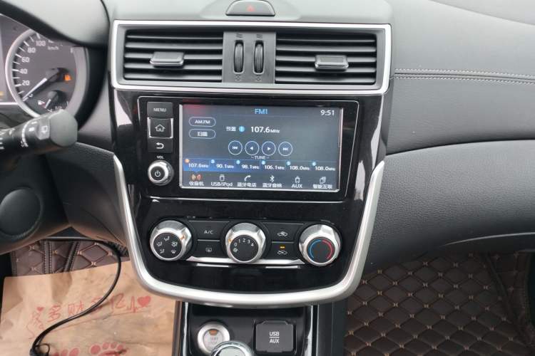 Used Nissan Tiida 2016 1.6L CVT Smart Drive Edition
