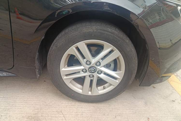 Used Toyota Levin 2021 185T CVT Luxury Edition
