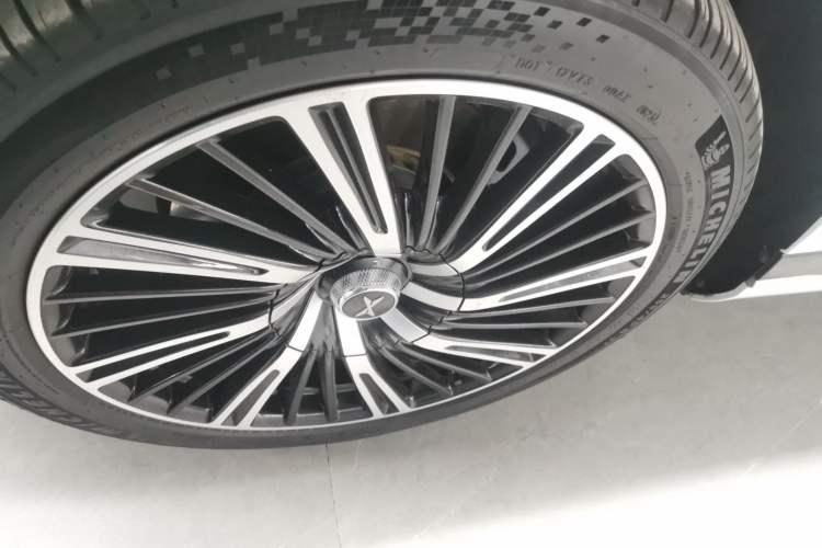 Used XPeng G9 2022 702 Pro Exterior 7