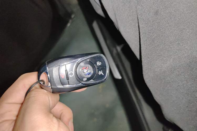 Used Buick Enclave 2020 28T Four-Wheel Drive Prestige Version Vehicle Key