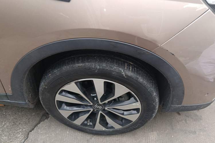 Used WM Motor EX5 2018 EX5 400 Extra Innovation Edition Right Front Wheel Hub