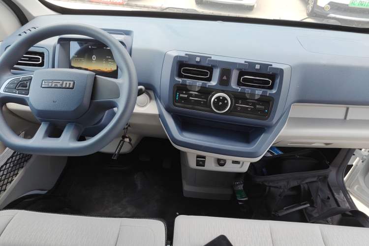 Used SRM New Energy E3L 2024 Standard 6-Seater Bus
